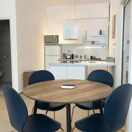 S15 Staywiz Us - L'atelier Between Sea & Port Ac Apartament *